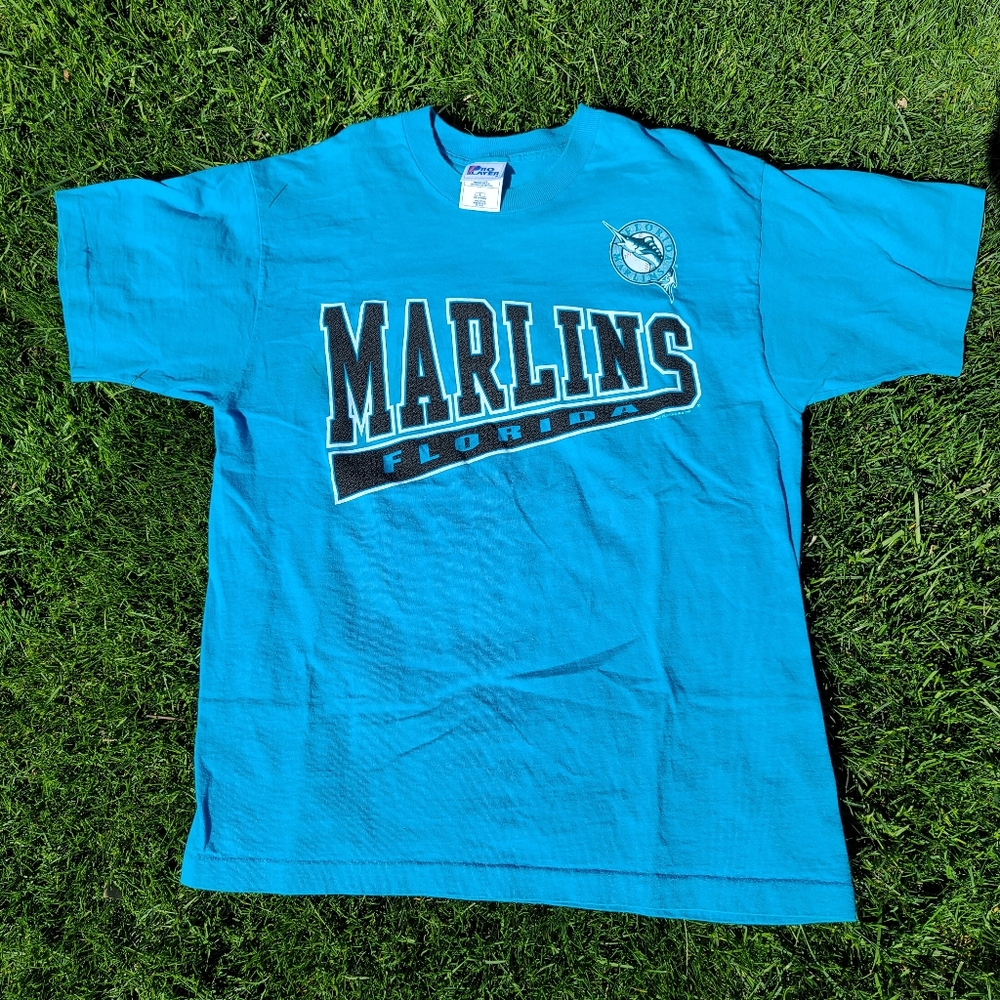 Vintage 1997 Pro player MLB Florida Marlins Shirt